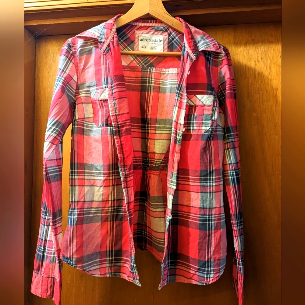 Aéropostale plaid blouse size M